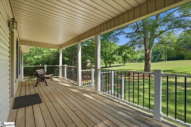 1040 Bennetts Bridge Road, Greer, SC 29651