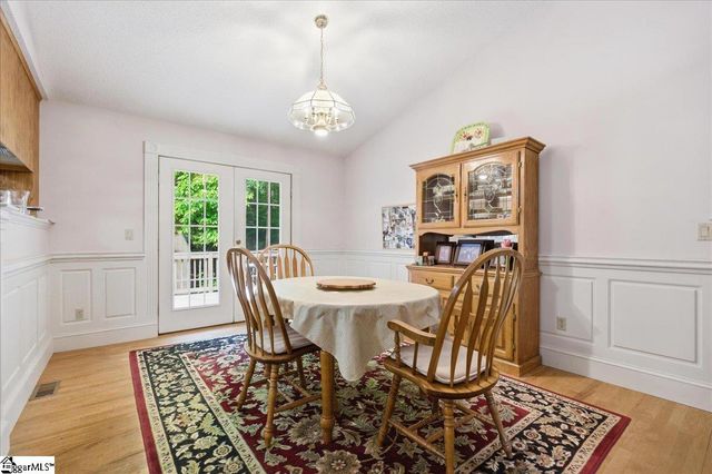 1040 Bennetts Bridge Road, Greer, SC 29651