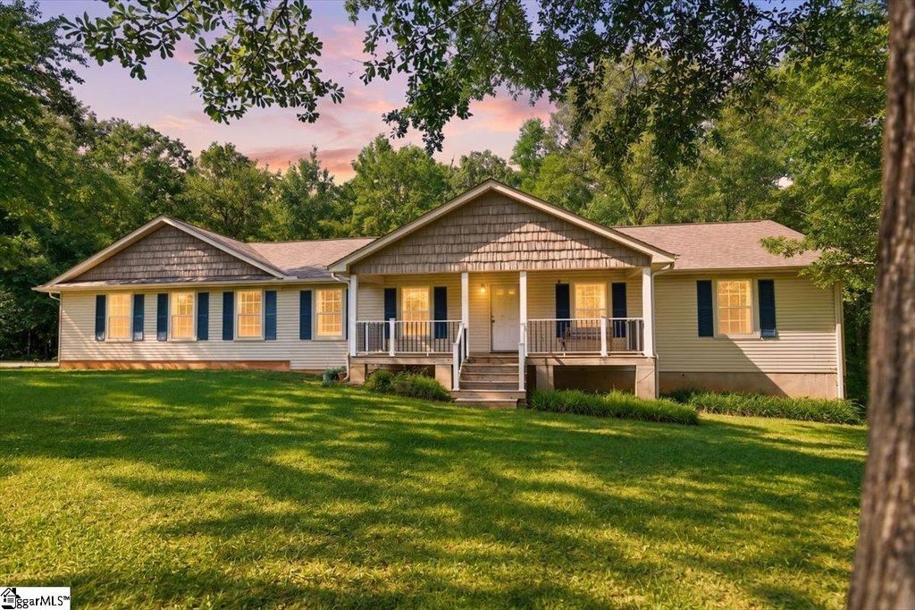 1040 Bennetts Bridge Road, Greer, SC 29651