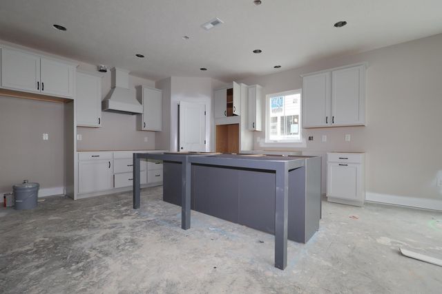 4541 Corsican Loop E, Hilliard, OH 43026