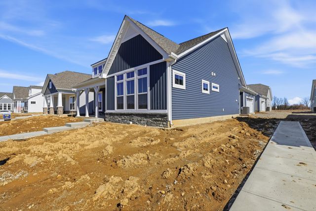 4541 Corsican Loop E, Hilliard, OH 43026