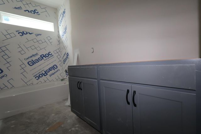 4541 Corsican Loop E, Hilliard, OH 43026