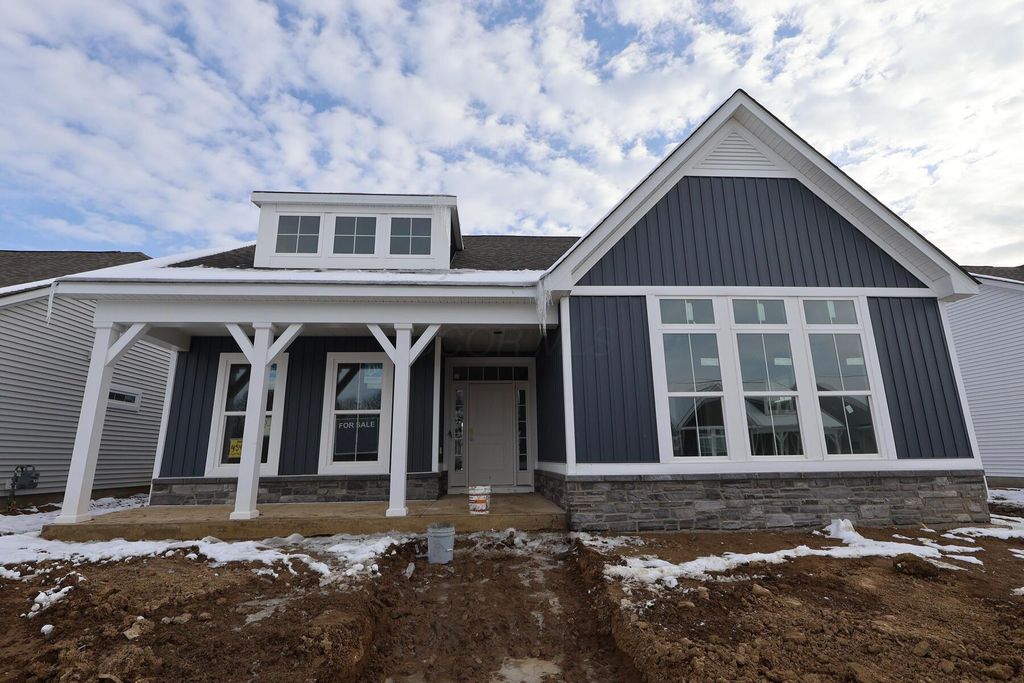 4541 Corsican Loop E, Hilliard, OH 43026