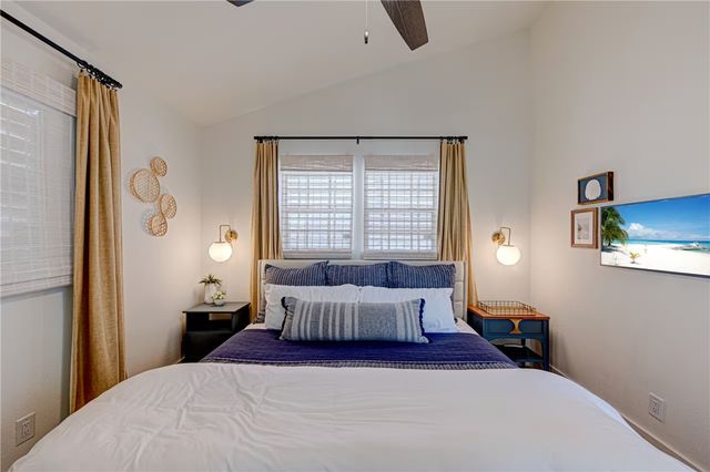 310 Leslie Lane, Port Aransas, TX 78373