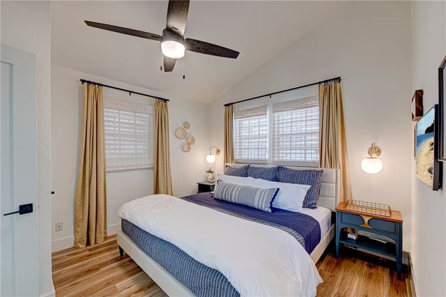 310 Leslie Lane, Port Aransas, TX 78373