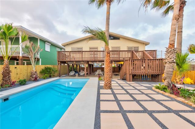 310 Leslie Lane, Port Aransas, TX 78373