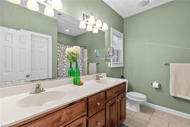 509 Saber DR, Chesapeake, VA 23322