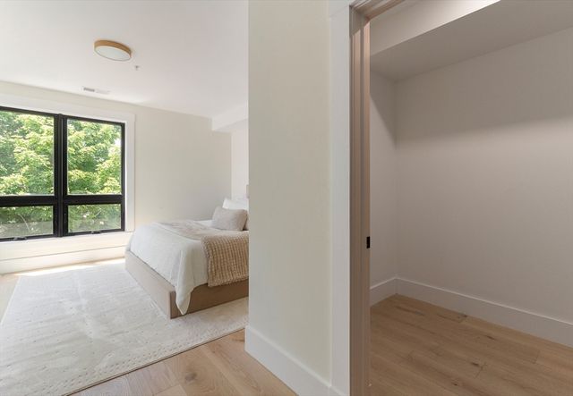 19 Holmes Street 1, Quincy, MA 02171
