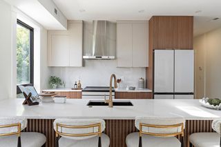19 Holmes Street 1, Quincy, MA 02171