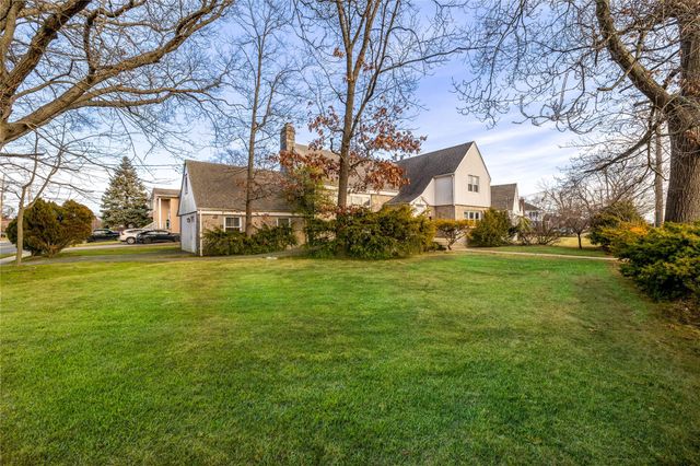 3309 Skillman Ave, Oceanside, NY 11572