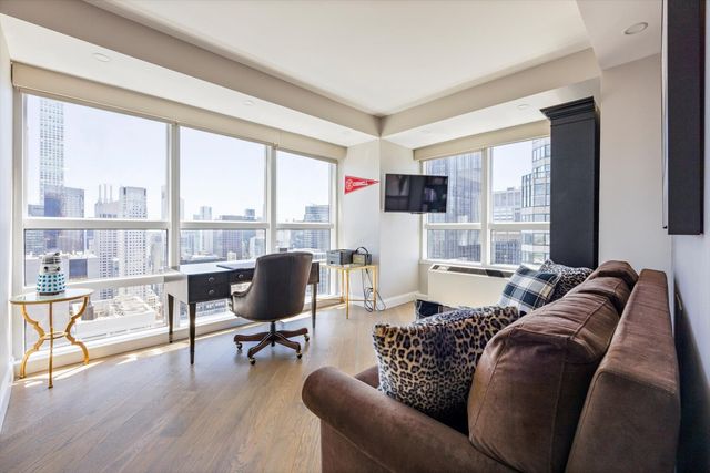 146 W 57th St Apt 37D, New York City, NY 10019