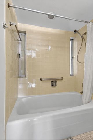 2780 S OCEAN Boulevard 806, Palm Beach, FL 33480