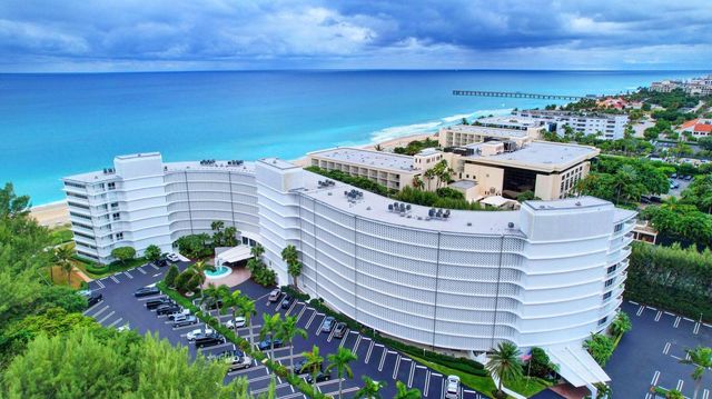 2780 S OCEAN Boulevard 806, Palm Beach, FL 33480