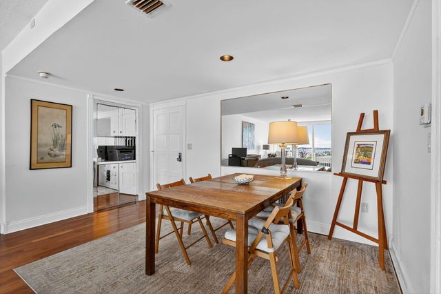 2780 S OCEAN Boulevard 806, Palm Beach, FL 33480