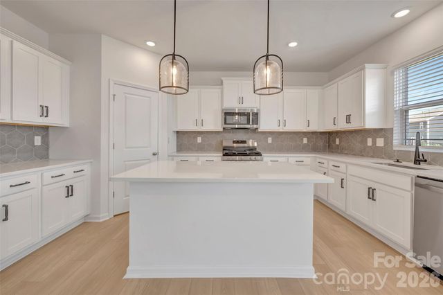 2019 Uplands Road, Sherrills Ford, NC 28673