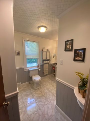 142 School Street, Wood Dale, IL 60191