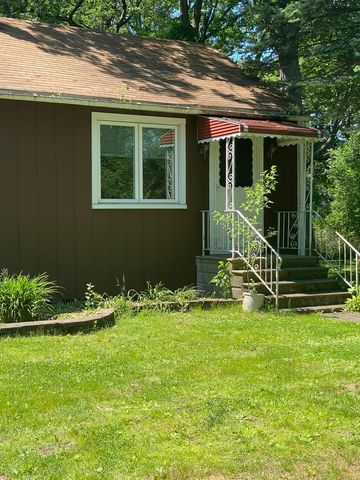 142 School Street, Wood Dale, IL 60191