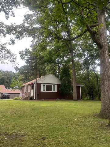 142 School Street, Wood Dale, IL 60191