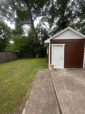 142 School Street, Wood Dale, IL 60191
