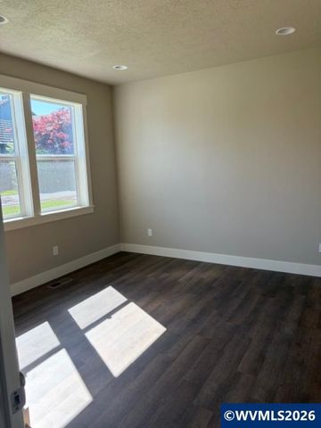109 NW Felan Ln, Sublimity, OR 97385