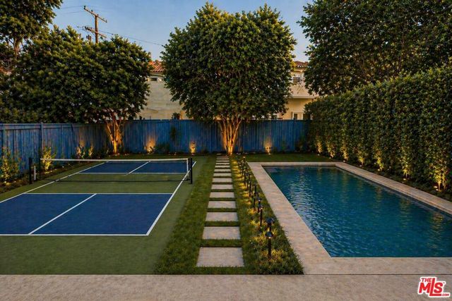 408 Linnie Canal, Venice, CA 90291