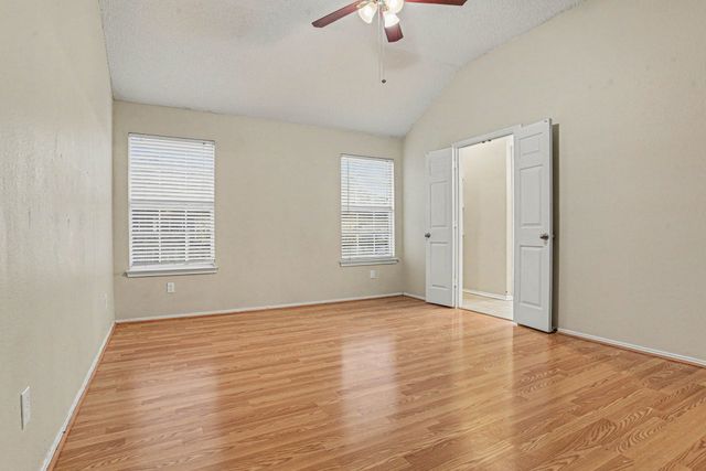 920 Felicia Lane, Arlington, TX 76017