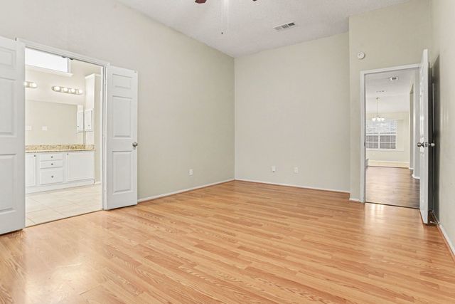 920 Felicia Lane, Arlington, TX 76017