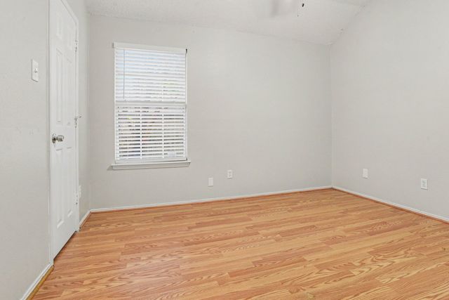 920 Felicia Lane, Arlington, TX 76017
