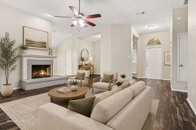 920 Felicia Lane, Arlington, TX 76017