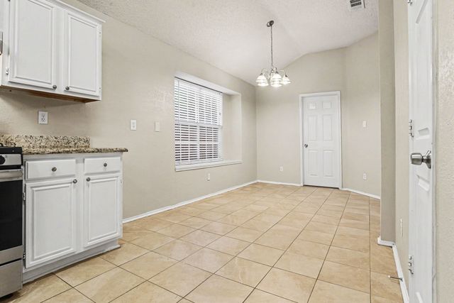 920 Felicia Lane, Arlington, TX 76017