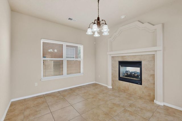 956 Molten Place NW, Albuquerque, NM 87120