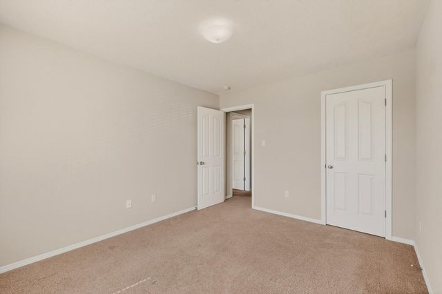 956 Molten Place NW, Albuquerque, NM 87120