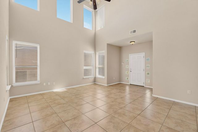 956 Molten Place NW, Albuquerque, NM 87120