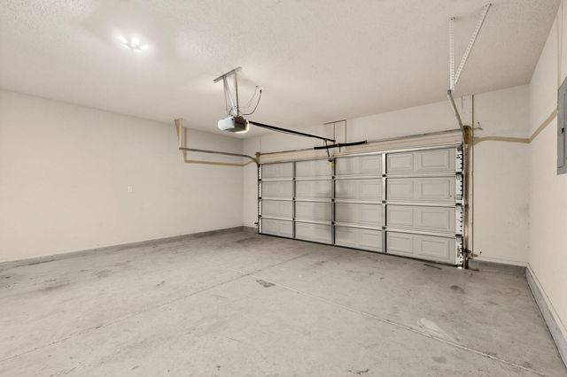 956 Molten Place NW, Albuquerque, NM 87120