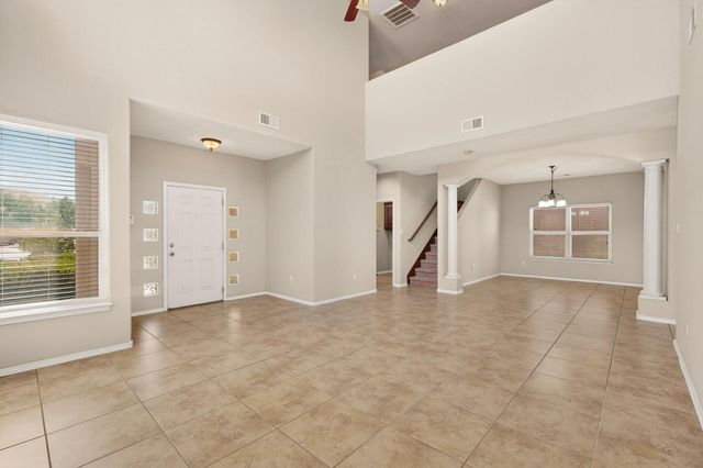 956 Molten Place NW, Albuquerque, NM 87120