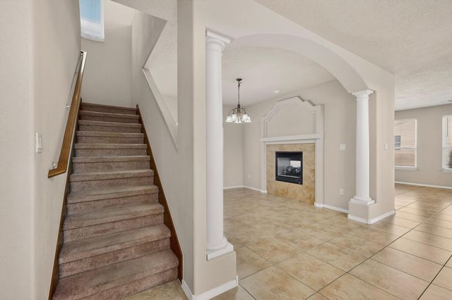 956 Molten Place NW, Albuquerque, NM 87120