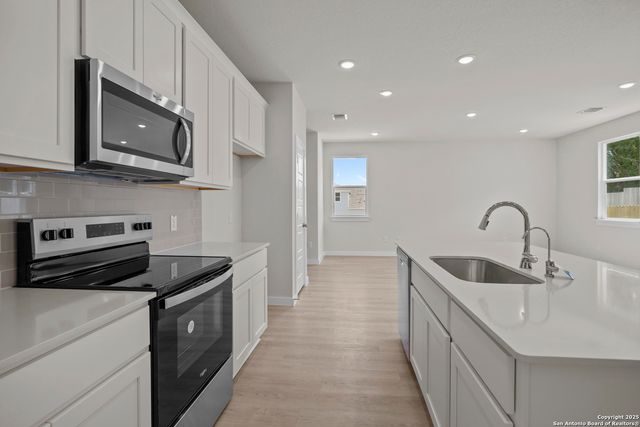 8930 Wildwood Pass, San Antonio, TX 78254