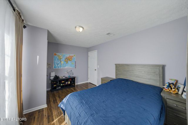 1250 Tramel Rd, Sevierville, TN 37862