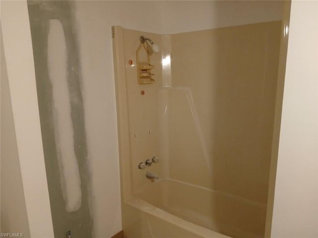 5511 Ben Franklin LN, North Fort Myers, FL 33917