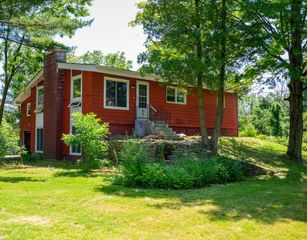 10 Riverdale Avenue, Dover, NH 03820