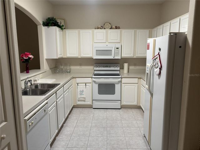 420 GLEN ARBOR LANE, Leesburg, FL 34748