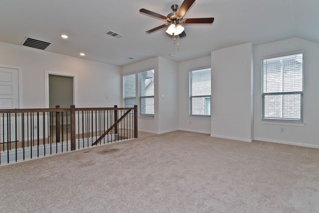 4742 Crestwood Drive, Haltom City, TX 76137