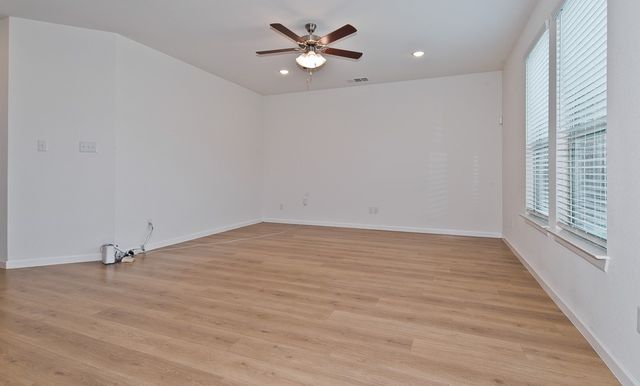 4742 Crestwood Drive, Haltom City, TX 76137