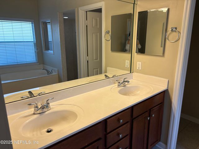 713 TORIA Lane, St. Johns, FL 32095