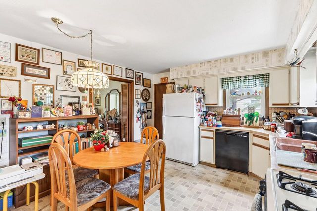 1419 Crabapple DRIVE, Racine, WI 53405