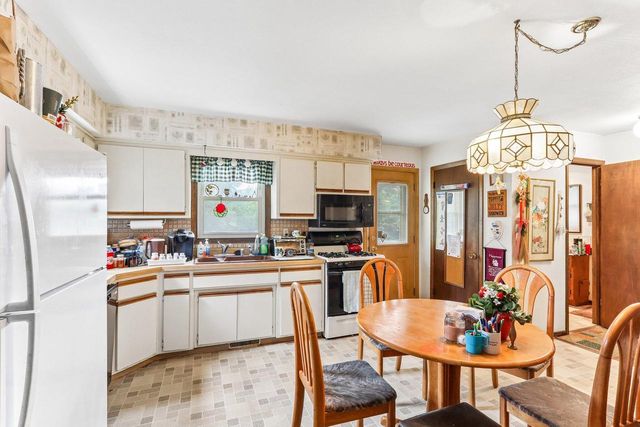 1419 Crabapple DRIVE, Racine, WI 53405