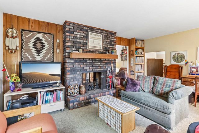 1419 Crabapple DRIVE, Racine, WI 53405