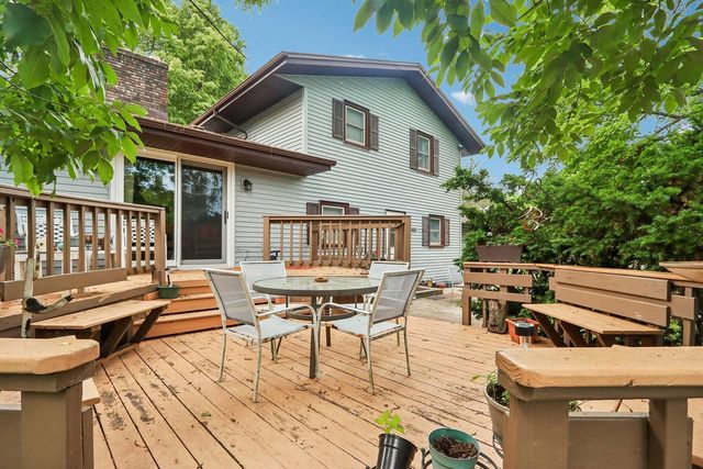 1419 Crabapple DRIVE, Racine, WI 53405