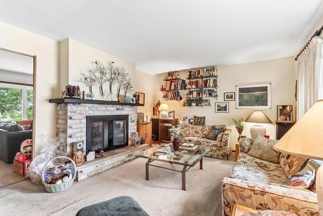 1419 Crabapple DRIVE, Racine, WI 53405