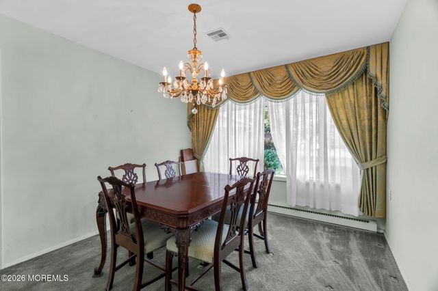 634A Huntington Drive, Lakewood, NJ 08701